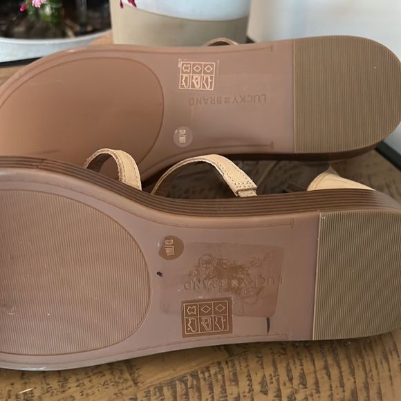 Lucky brand sandals - size 10 - Picture 5 of 5